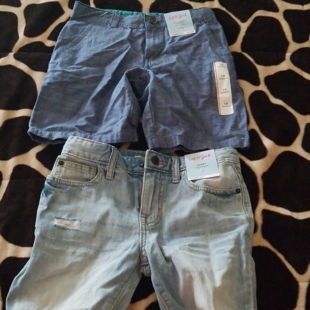 Boys shorts NWT